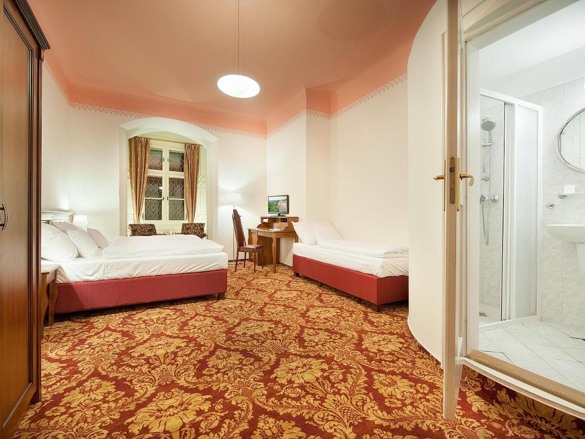 Ea Zamecky Hotel Hrubá Skála Dış mekan fotoğraf