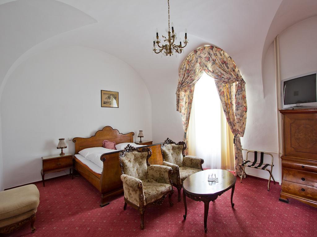 Ea Zamecky Hotel Hrubá Skála Dış mekan fotoğraf