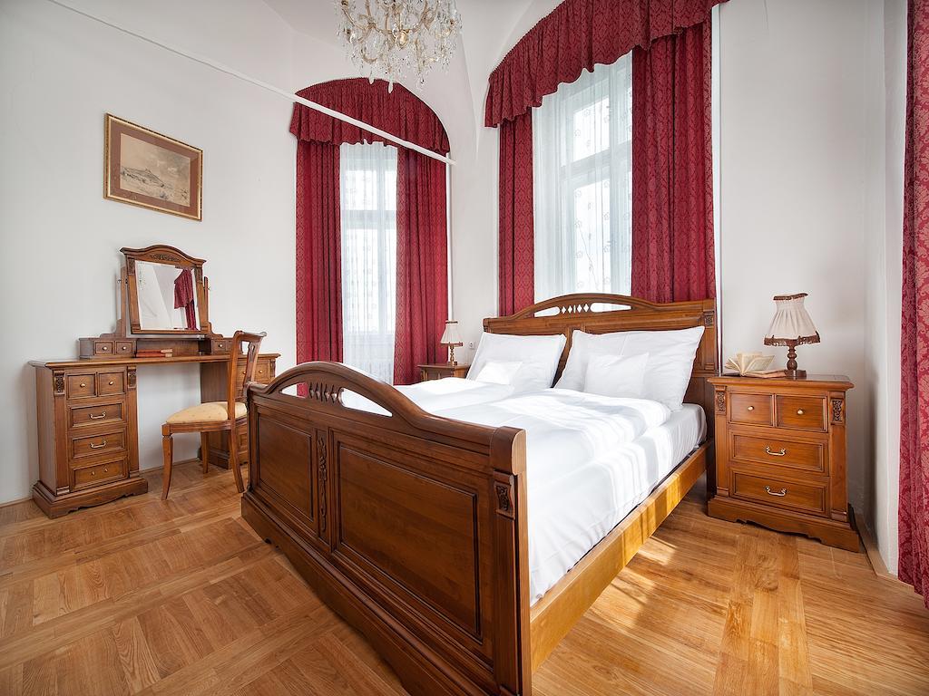 Ea Zamecky Hotel Hrubá Skála Dış mekan fotoğraf