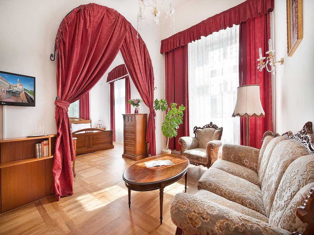 Ea Zamecky Hotel Hrubá Skála Dış mekan fotoğraf