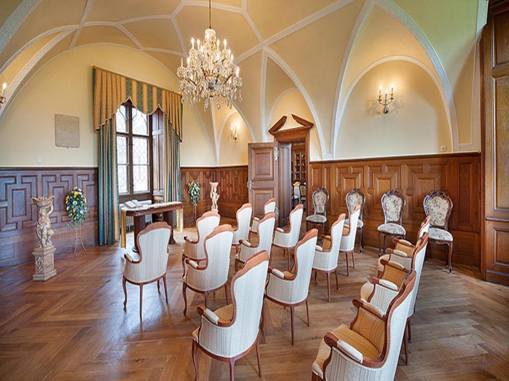 Ea Zamecky Hotel Hrubá Skála Dış mekan fotoğraf